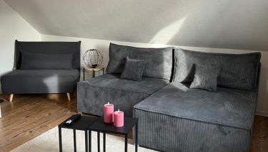 Ferienwohnung - Balkon - Netflix - Parkplatz - Kingsize-Bett - 6 Personen - Foto 2