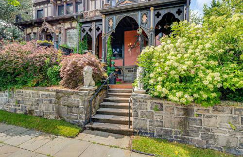 A Retreat in an Historic Estate with Modern Comforts - Foto 6