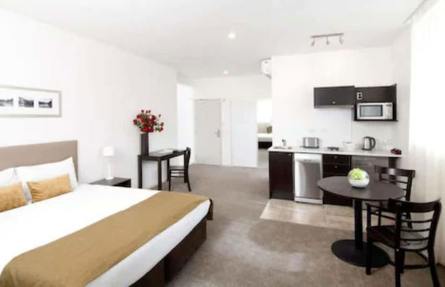 Quest on London - Photo 15