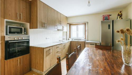 Beautiful Home In Diomondi With Wifi - Foto 5