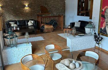 Maison de Caractère située au coeur des domaines viticoles de BANDOL - Foto 6