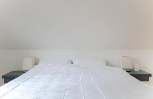 Idyllisches, neu renoviertes Haus mit Steg am See - Photo 25