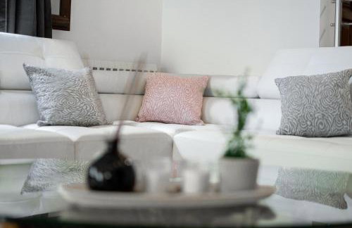 GKK House private swimming pool luxury house - Foto 24