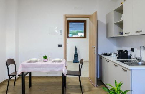 Gorgeous Apartment In Moscufo With Wifi - Foto 3