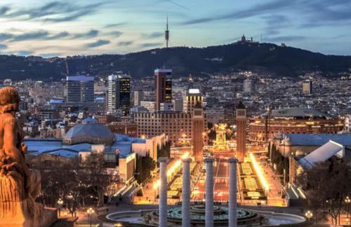 8 min walk to the beach & 10 min walk to Convention Centre ! - Photo 39