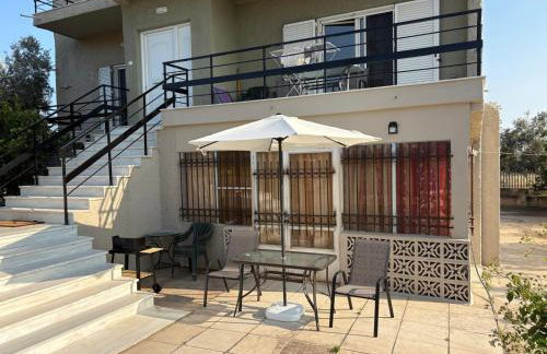 Marys Home Eretria - Photo 19