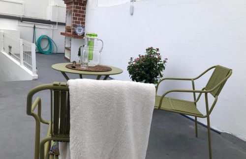 Grandparents' House - Photo 36