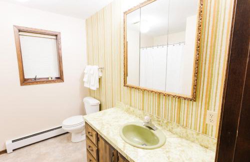 Relaxing Lake Haven House - Close to EVERYTHING! - Foto 11