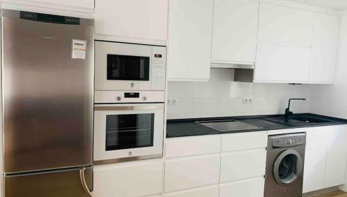 Acogedora casa recién reformada con jardín y wifi - Foto 5