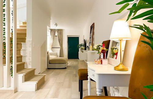 Entire 2 Bedroom Family Friendly House in Belem Lisbon 3 to 5 Guests - Photo 1