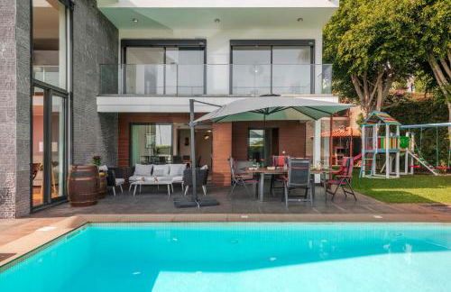 Pool, sun and sea View - Villa das Quebradas - Foto 98