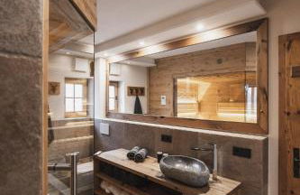 Chalet BERGSUCHT in Ruhpolding Bayern, Traumlage am sonnigen Südhang, kostenlose Parkplätze, schnelles WLAN, ruhige Sackgasse, NETFLIX inklusive - Foto 27