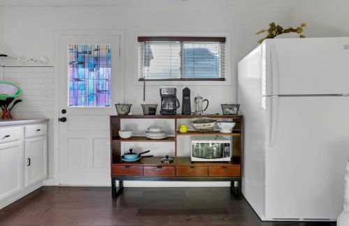 Housepitality - The Southern Orchards Cottage - Photo 9