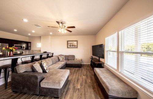 Experience Lake Solace - Photo 6