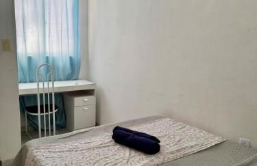 Apt Completo com AR-Condicionado e Garagem em Predio Central - Foto 10