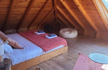 Charmingly Renovated Village House in Sintra, Penedo - Photo 10