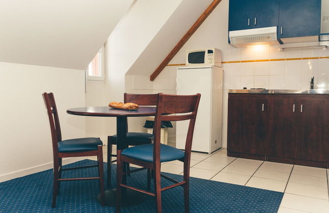 Terres de France - Appart'Hotel La Roche-Posay - Photo 8