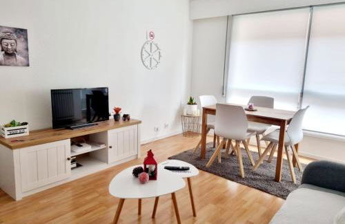 acogedor, con garaje, céntrico. - Foto 1