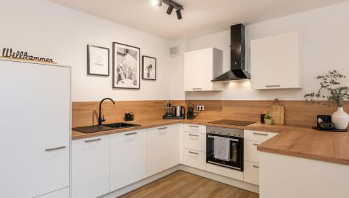 SHINY HOMES - City Center with Parking Place - Foto 5