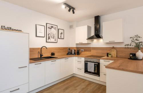 SHINY HOMES - City Center with Parking Place - Foto 5