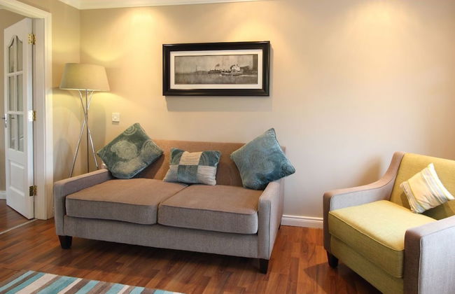 Luxurious KC House - Photo 30