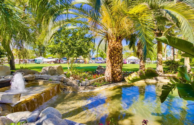 The Villas at Emerald Desert RV Resort - Foto 46