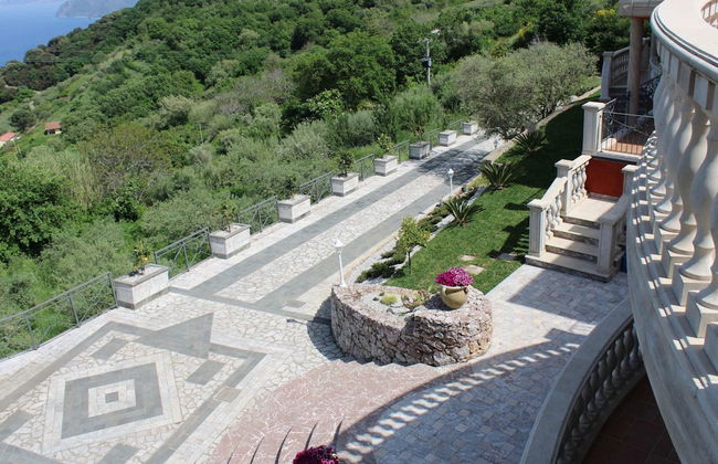 Divine Holiday Home in Giosa Marea with Sauna & Hot Tub - Foto 72