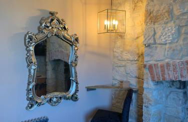 The Anchorage - sea views and beach on doorstep - Photo 13