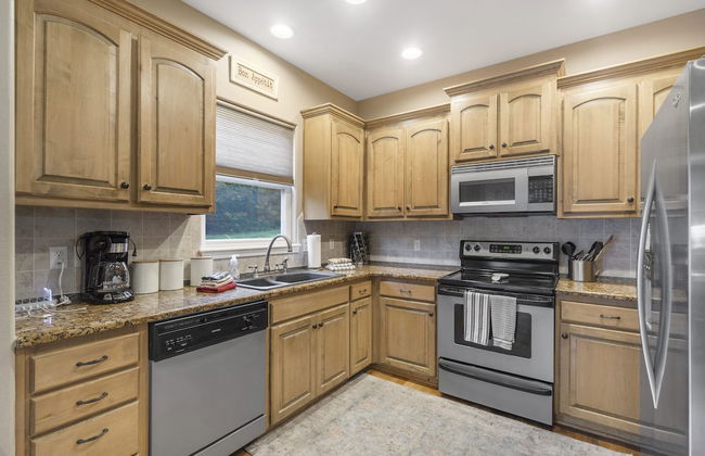 Foggy Bay Bungalow - Photo 14