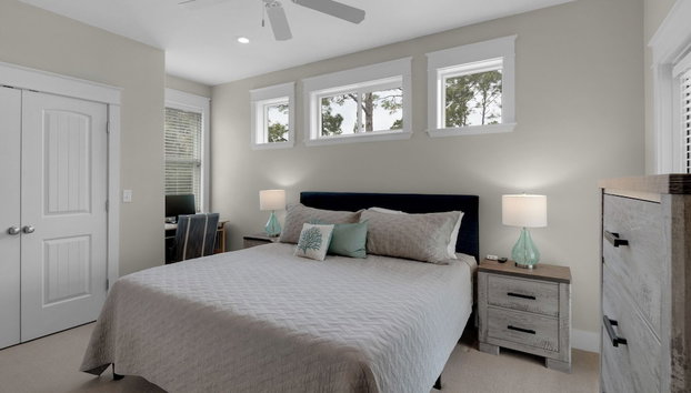 Beach Cottage w/ Backyard Oasis - Quiet Neighborhood in BMB - Foto 4, Quarto