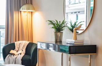 BEST THAMES VIEWS in TOWN! LARGE LUXXE NOMAD DESIGN FAMILY HOMES المساحة والأناقة تلتقي مع الراحة العربية - Foto 65