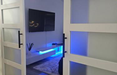 Once upon a good stay - 7 Beds Pool Home by Disney - Foto 21