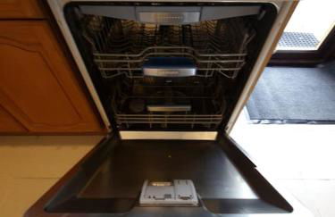 London Luxury 6 Bedroom Family House Sleeps 12 people Parking for 4 Cars Close to tube. - Foto 43