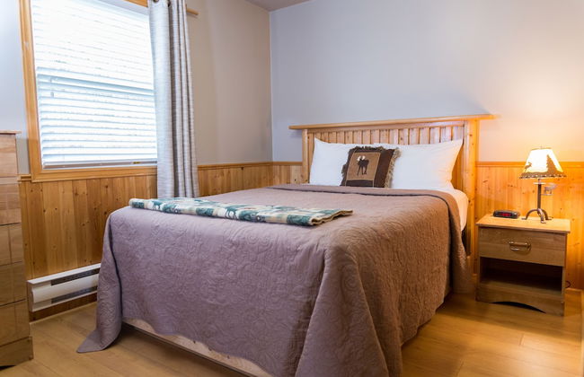 Middle Brook Cottages & Chalets - Photo 10