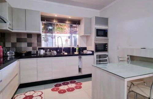 Aconchegante, modern and fully equipped - Foto 11