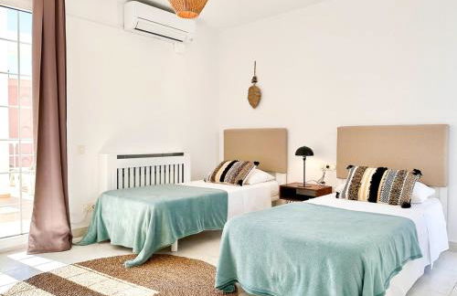 Villa in Playa den Bossa, 5 min SupermarketBBQ - Foto 12