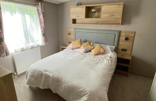 Coghurst Hall Holiday Home Sleeps 6, 2 bedrooms - Foto 11