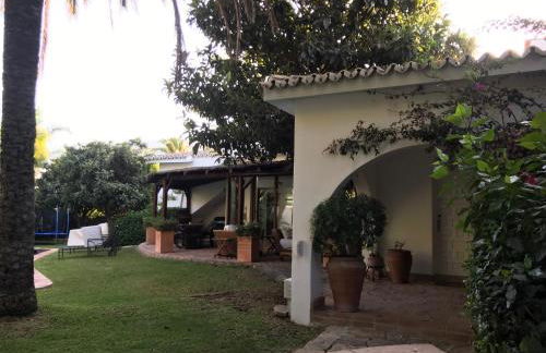 Villa with Heated Pool and Jacuzzi close to Puerto Banus and Beach - Photo 51