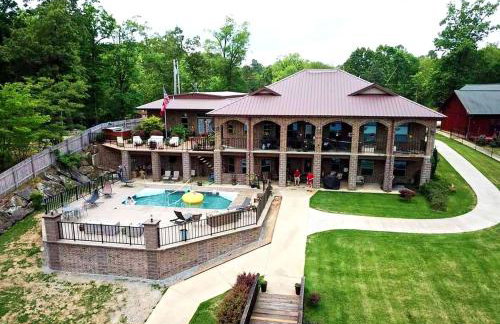 Spacious Rental with Incredible Views for a Group Vacation in Royal, Arkansas - Foto 1