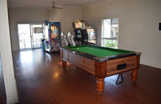 NRMA Stockton Beach Holiday Park - Photo 34