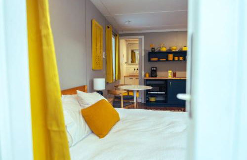 Modern Tiny House with hot tub & river near Stowe - Foto 9