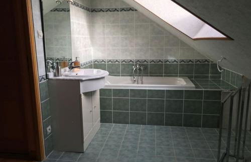 Villa Emilia - vue mer centre du village - Foto 37