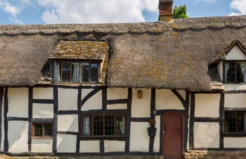 Pass the Keys Dara Cottage 16th Century Thatched Cottage - Photo 34