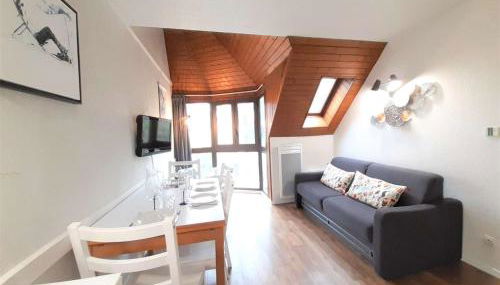 Charmant T2 Sud avec Bow-Window, TV, Kitchenette Équipée, Muscu, Sauna, Jacuzzi—Proche St-Lary Soulan - FR-1-457-284 - Foto 5