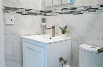 Marlin's Palm Oasis - Beach House, Amazing Pool, BBQ Area - Photo 27