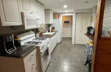 Brookside Hideaway, Brook Road Inn - Foto 25