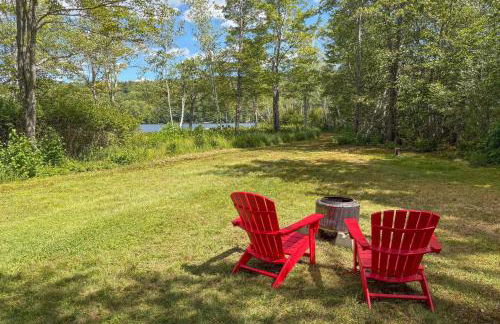 Private Lakefront and Boat Launch! Maine Family Home - Foto 24