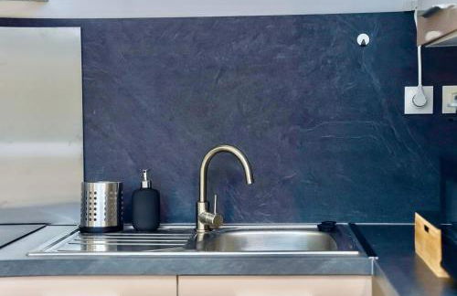 ValenStay - Logement Stade du Hainaut avec jardin - Foto 15