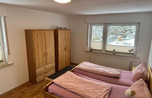 Ferienwohnung am Wald mit Garten & Hot-Tub & Alpakas - Foto 43