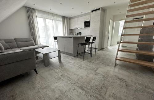 New construction attic apartment top amenities - Foto 1